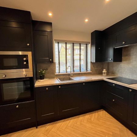 Contemporary 1 Bedroom Apartment Normanton  Exteriér fotografie